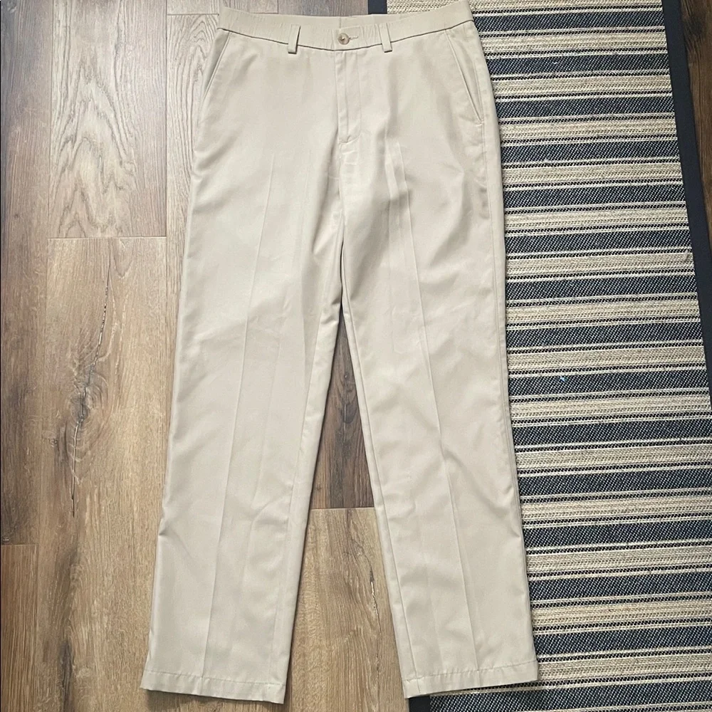 Haggar Men's Light Tan Straight Fit Pants flat front 32x32